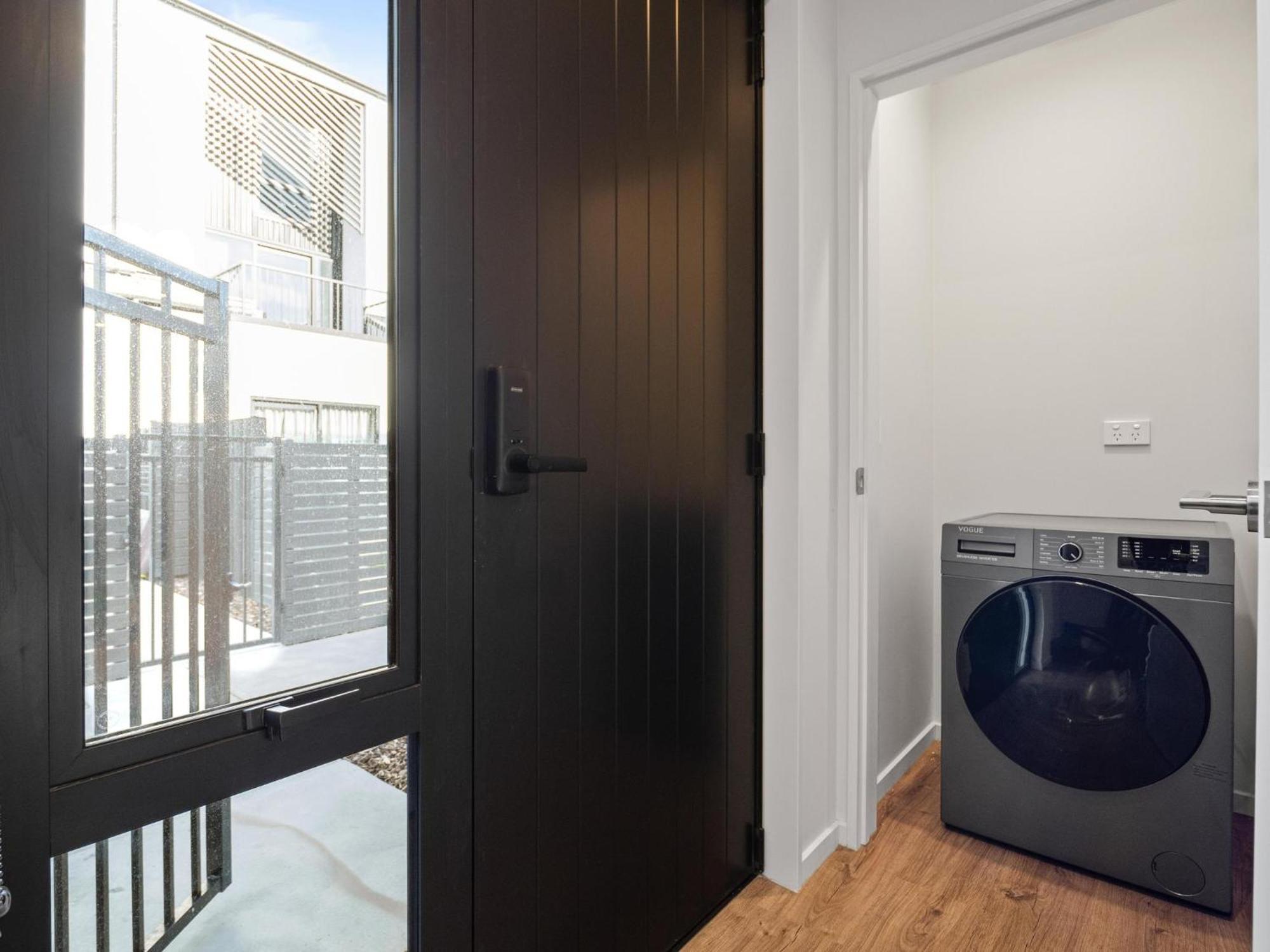 Cbd 2 Bed 2 Bath With Free Parking Apartamento *