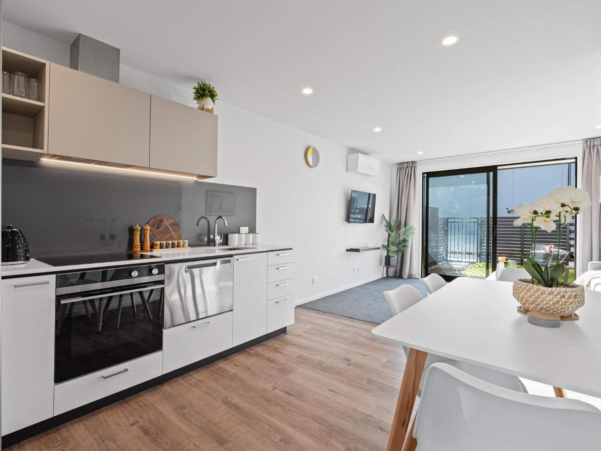 Cbd 2 Bed 2 Bath With Free Parking Apartamento
